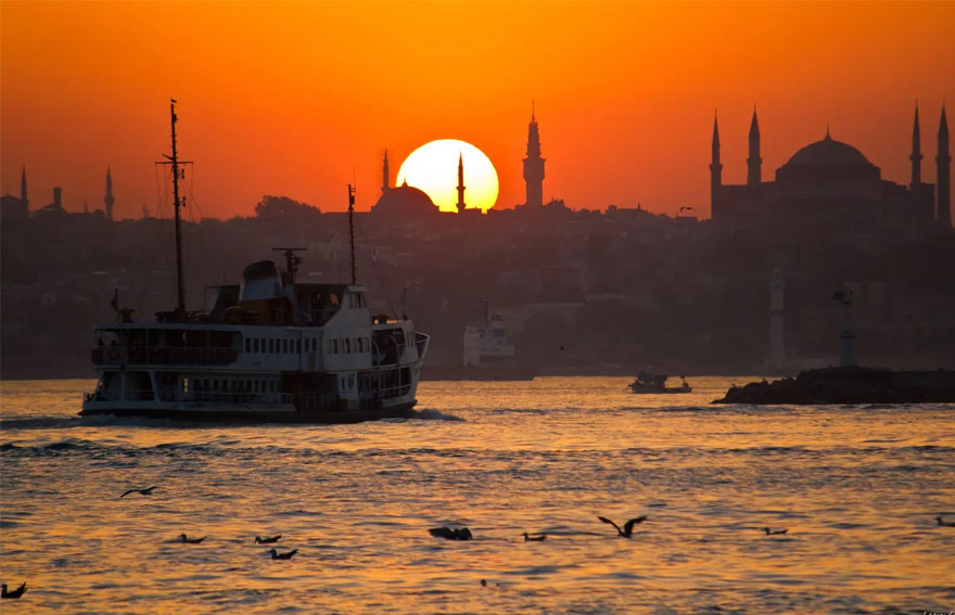 bosphorus yacht sunset cruises
