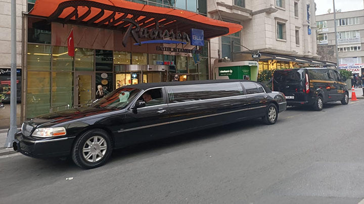 Lincoln Limousine VIP airport transfer Istanbul