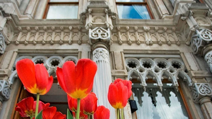 ciragan-palace-bosphorus-to-istanbul-airports