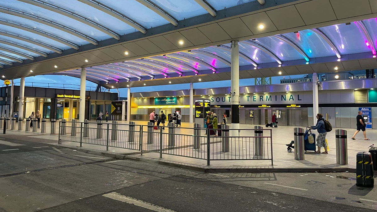 Gatwick Airport Pickup Coordination and Timing