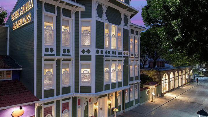 istanbul airport to hagia sofia mansions