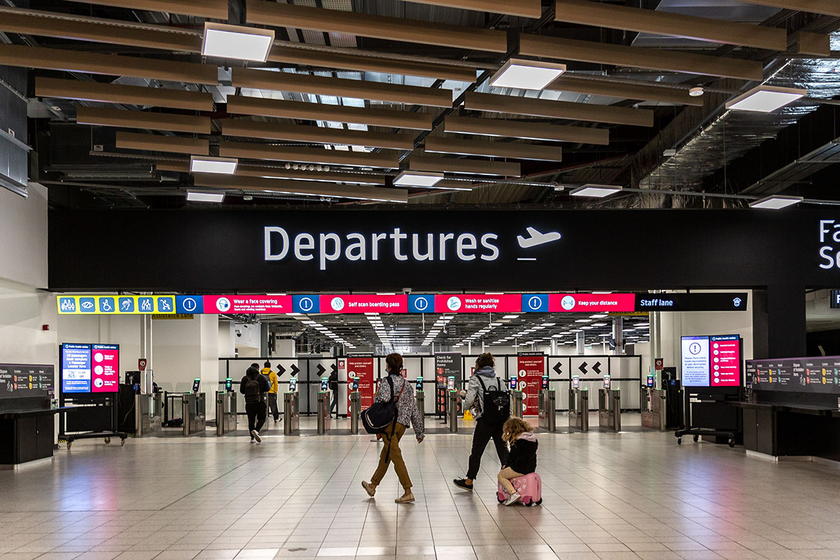 Luton Airport Connections to London Cruise Ports