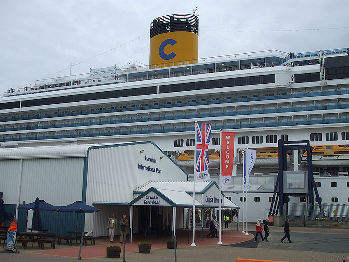 Harwich Cruise Terminal to London private transfer service for cruise passengers
