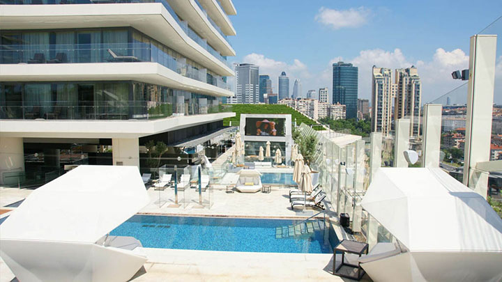 private luxus transfers to raffles hotel