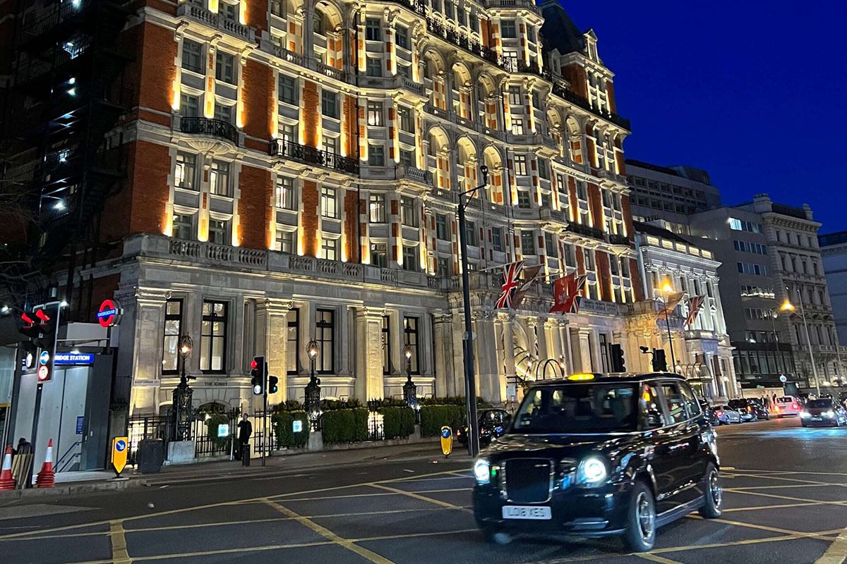 private transfer to mandarin oriental london