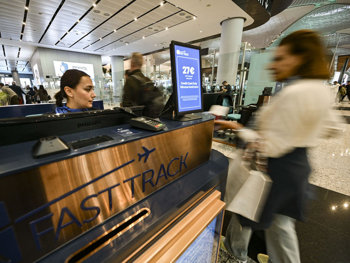 Travel scenarios where IGA Pass Fast Track adds real value at Istanbul Airport (IST)