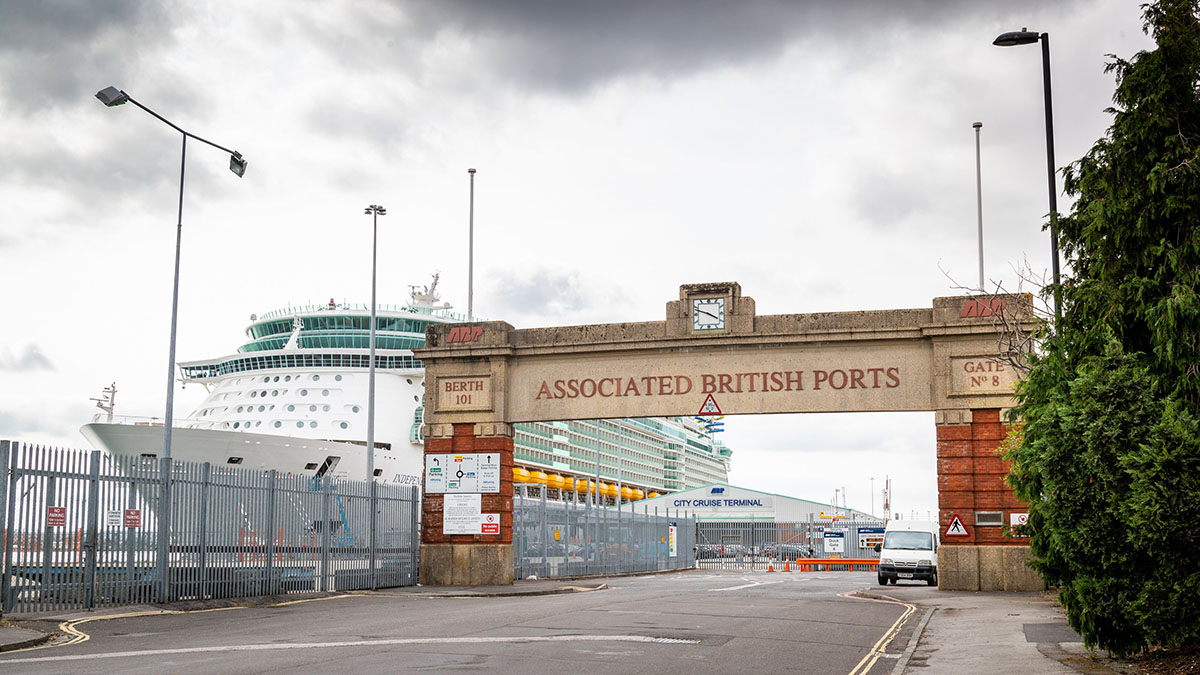Southampton Port Transfers Planned for the London Area After Cruise Disembarkation